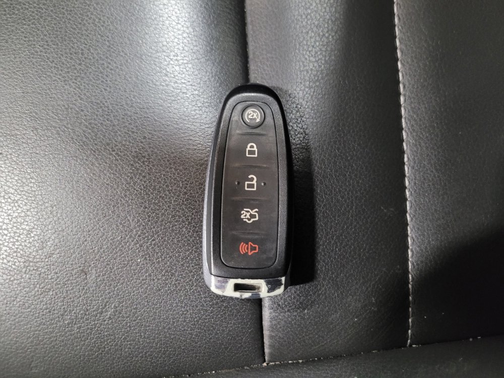 Used 2015 Ford Escape Titanium AWD/4WD image 32