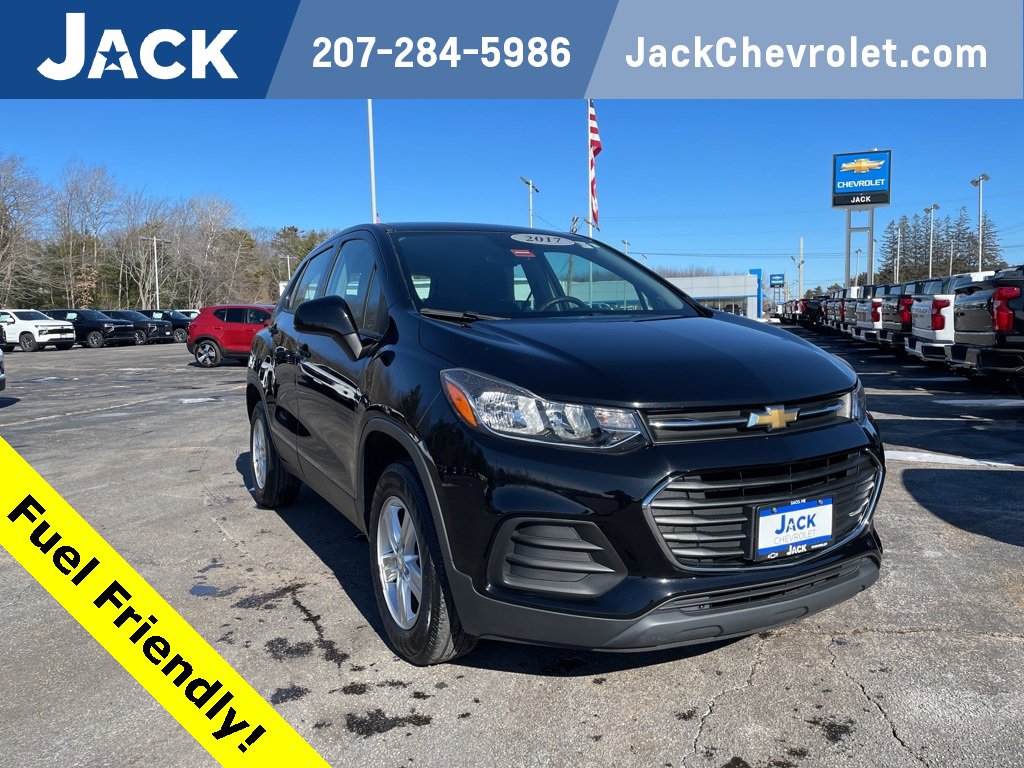 Used 2017 Chevrolet Trax LS image 1