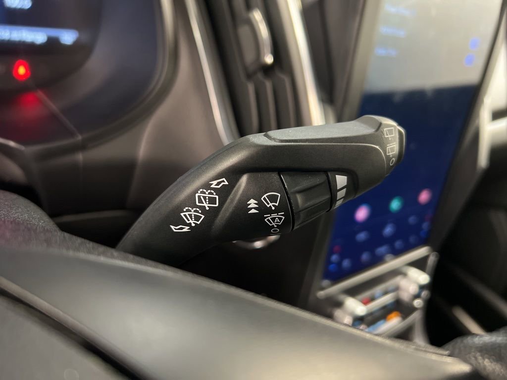 Certified 2024 Ford Edge Titanium AWD/4WD image 20