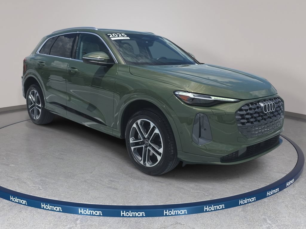 Certified 2025 Audi Q5 Premium w/ Premium Plus AWD/4WD image 3