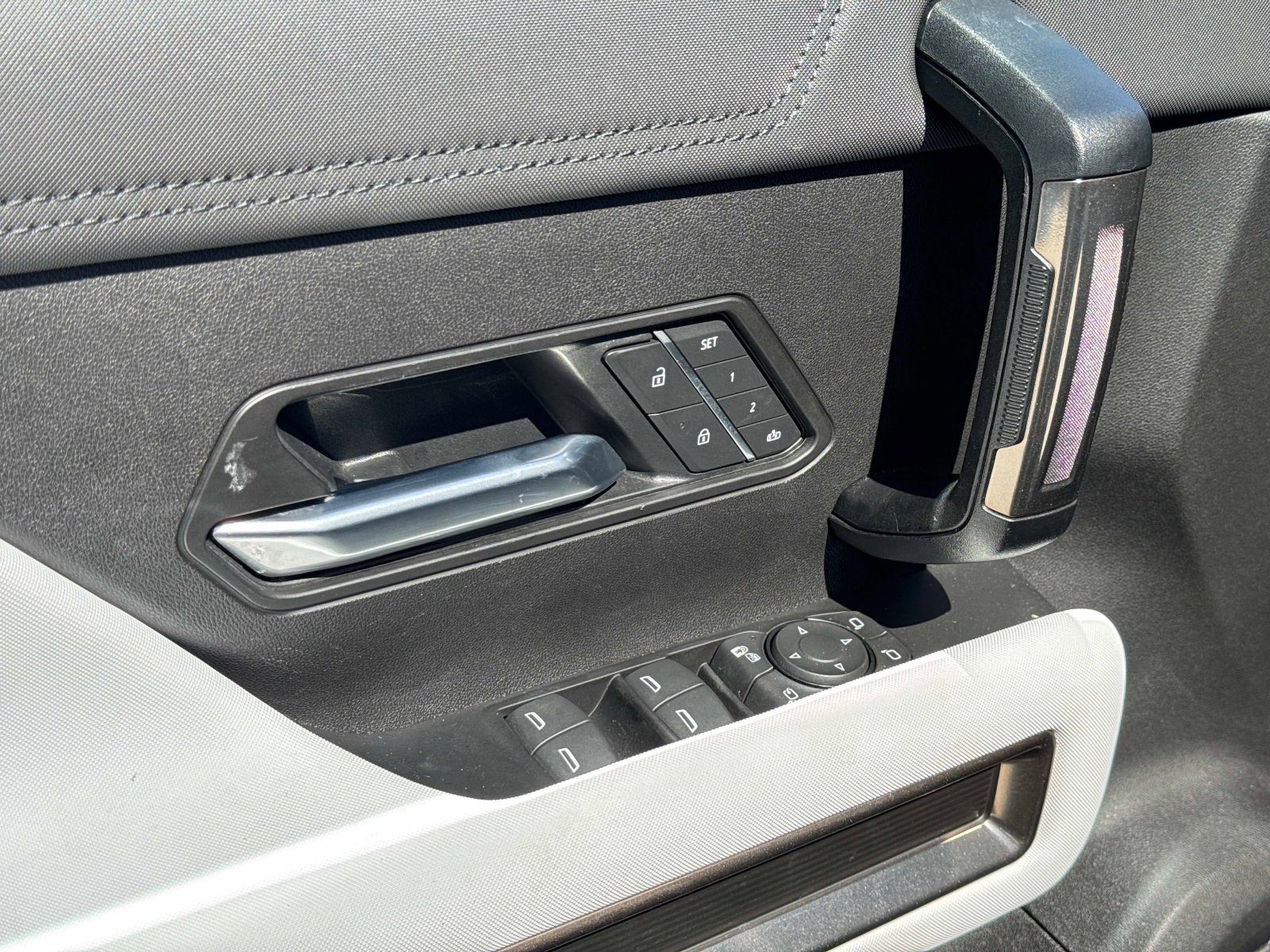 Used 2025 GMC Hummer EV 3X AWD/4WD image 19