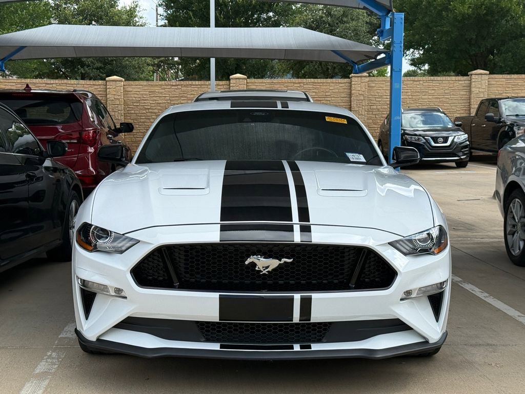 Used 2022 Ford Mustang GT Premium w/ Equipment Group 401A RWD image 2