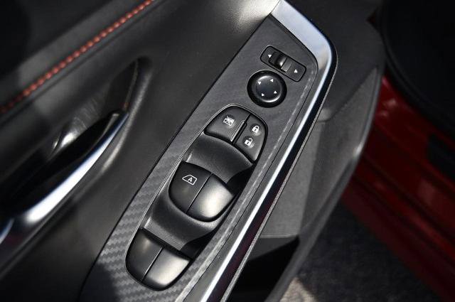 Certified 2025 Nissan Sentra SR image 9