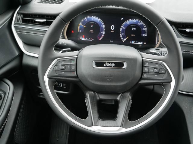 New 2026 Jeep Grand Cherokee Laredo w/ Trailer Tow Package image 17