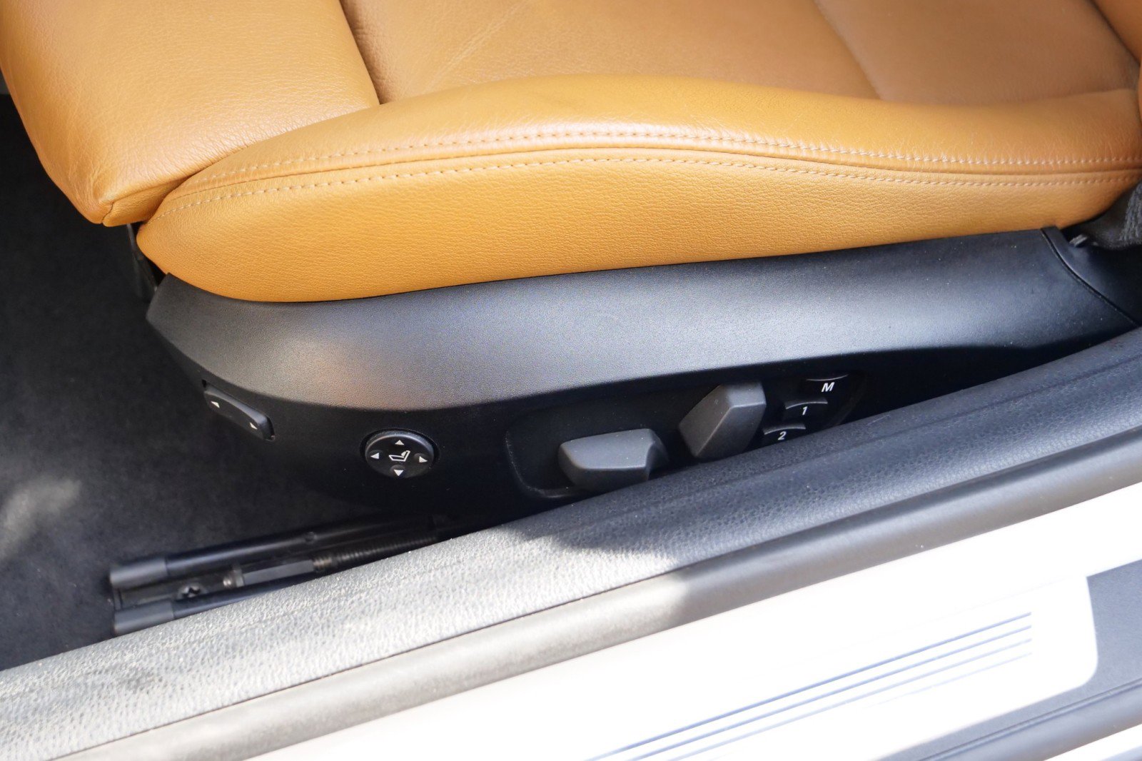 Used 2015 BMW Z4 sDrive35is image 25