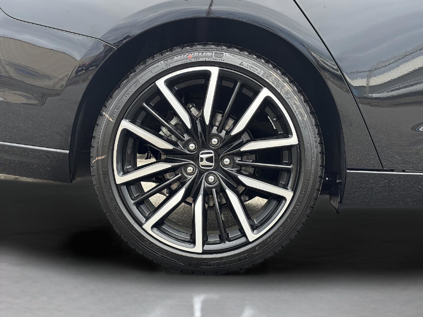 Certified 2025 Honda Accord Touring image 10