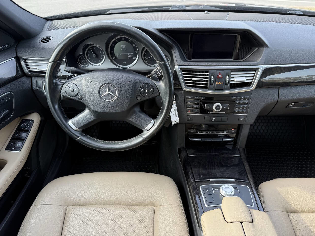 Used 2011 Mercedes-Benz E 350 4MATIC Wagon image 16