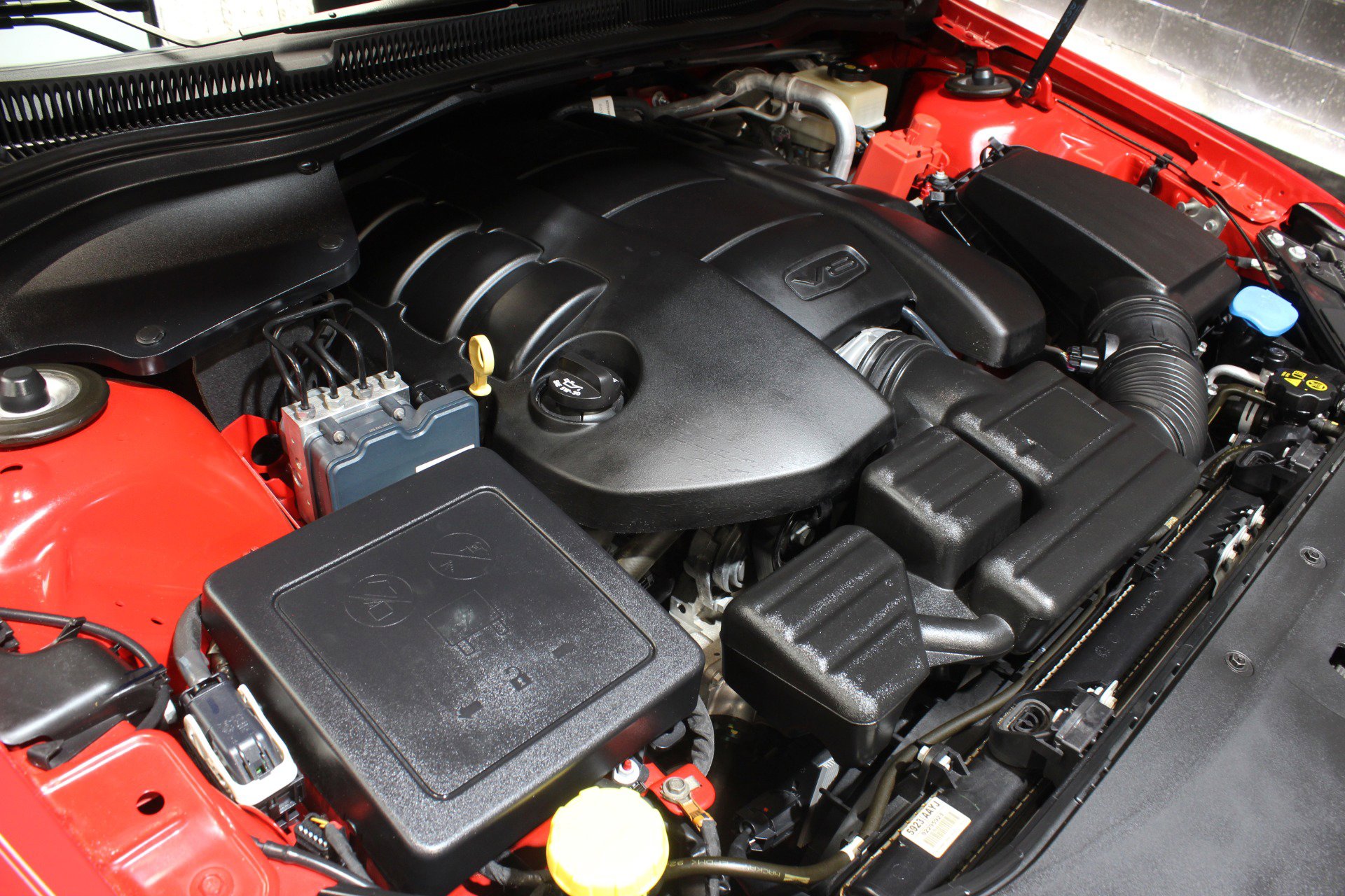 Used 2014 Chevrolet SS RWD image 26