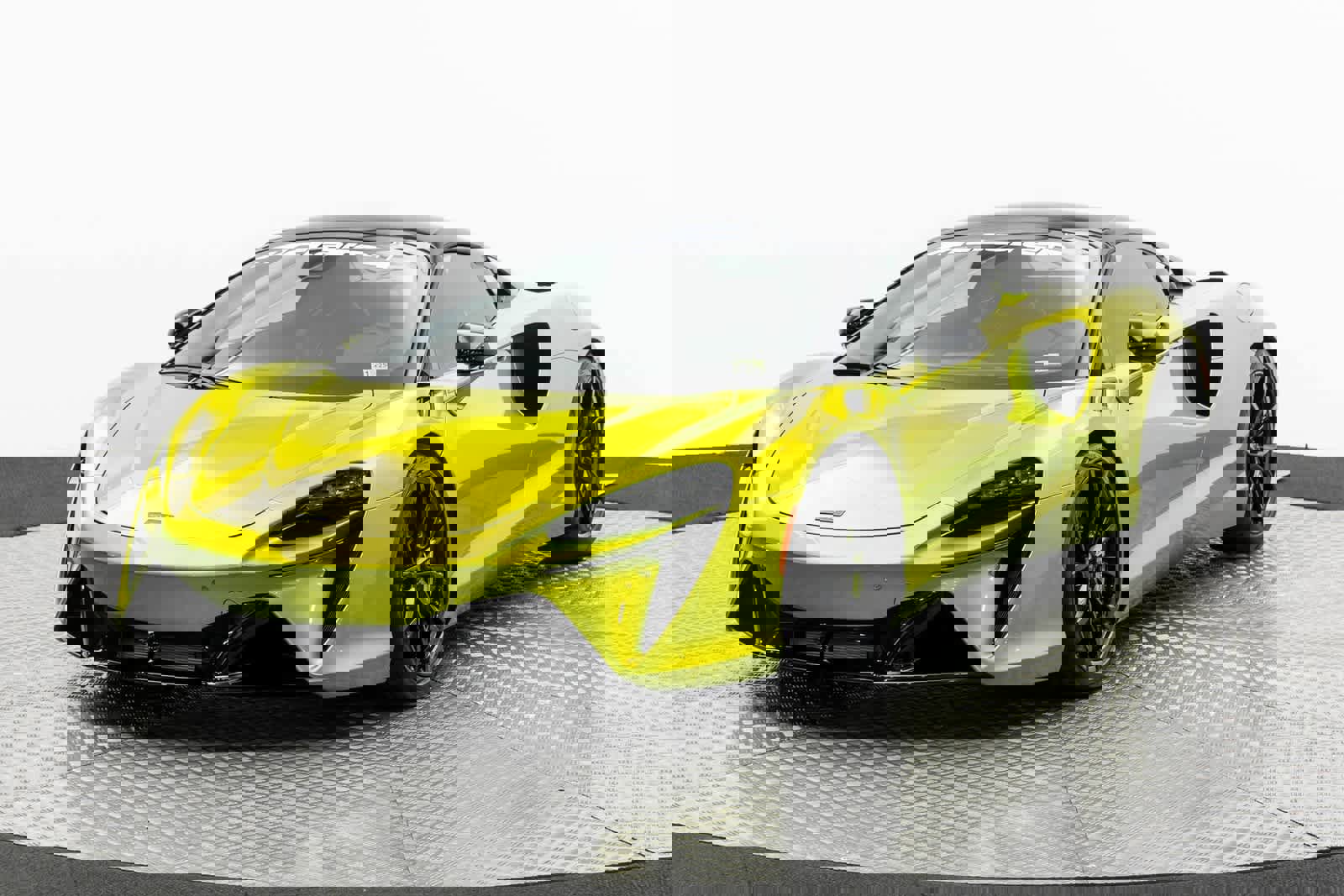 Used 2025 McLaren Artura Spider image 47