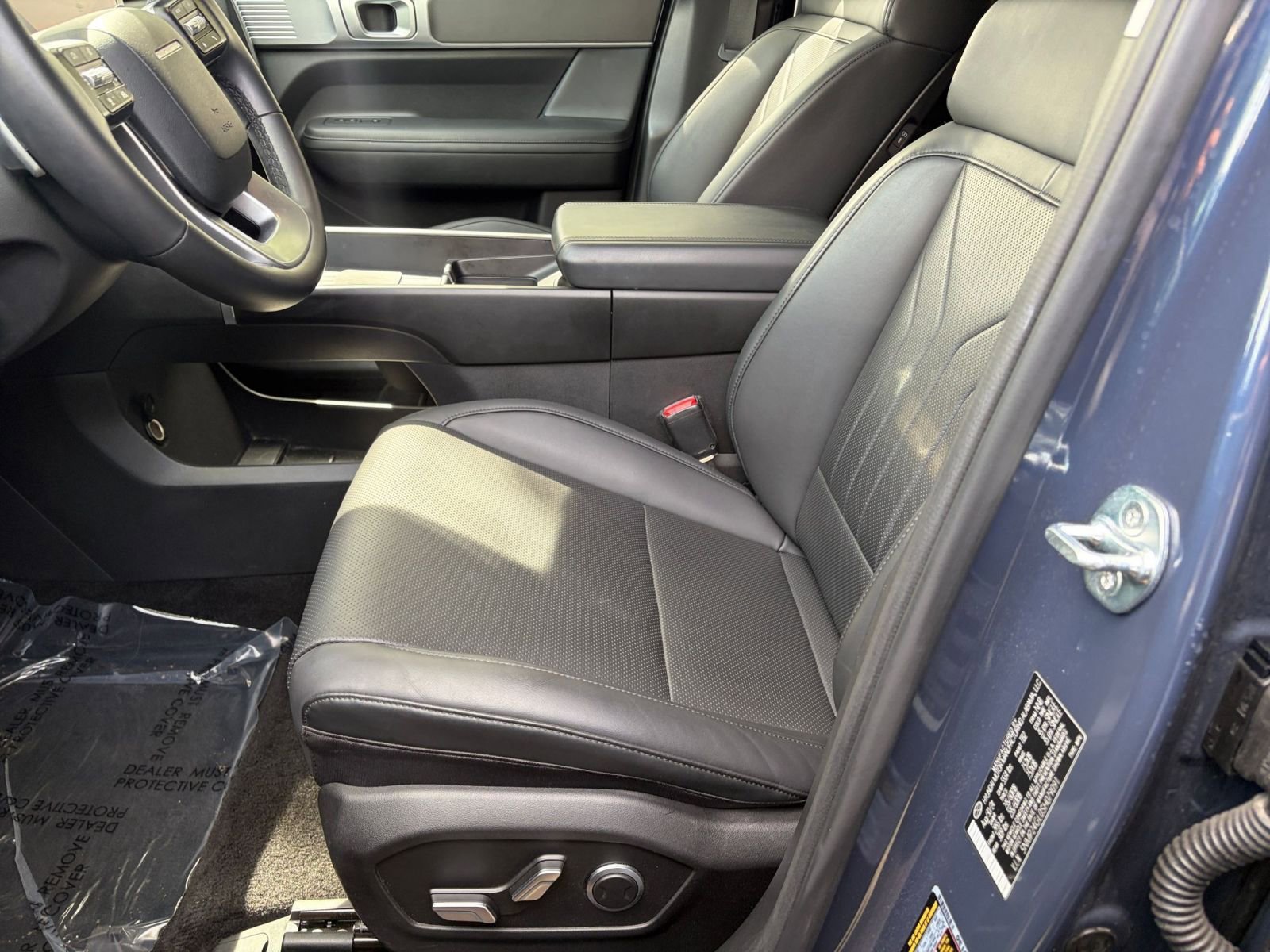 Used 2025 Hyundai Santa Fe SEL FWD image 28