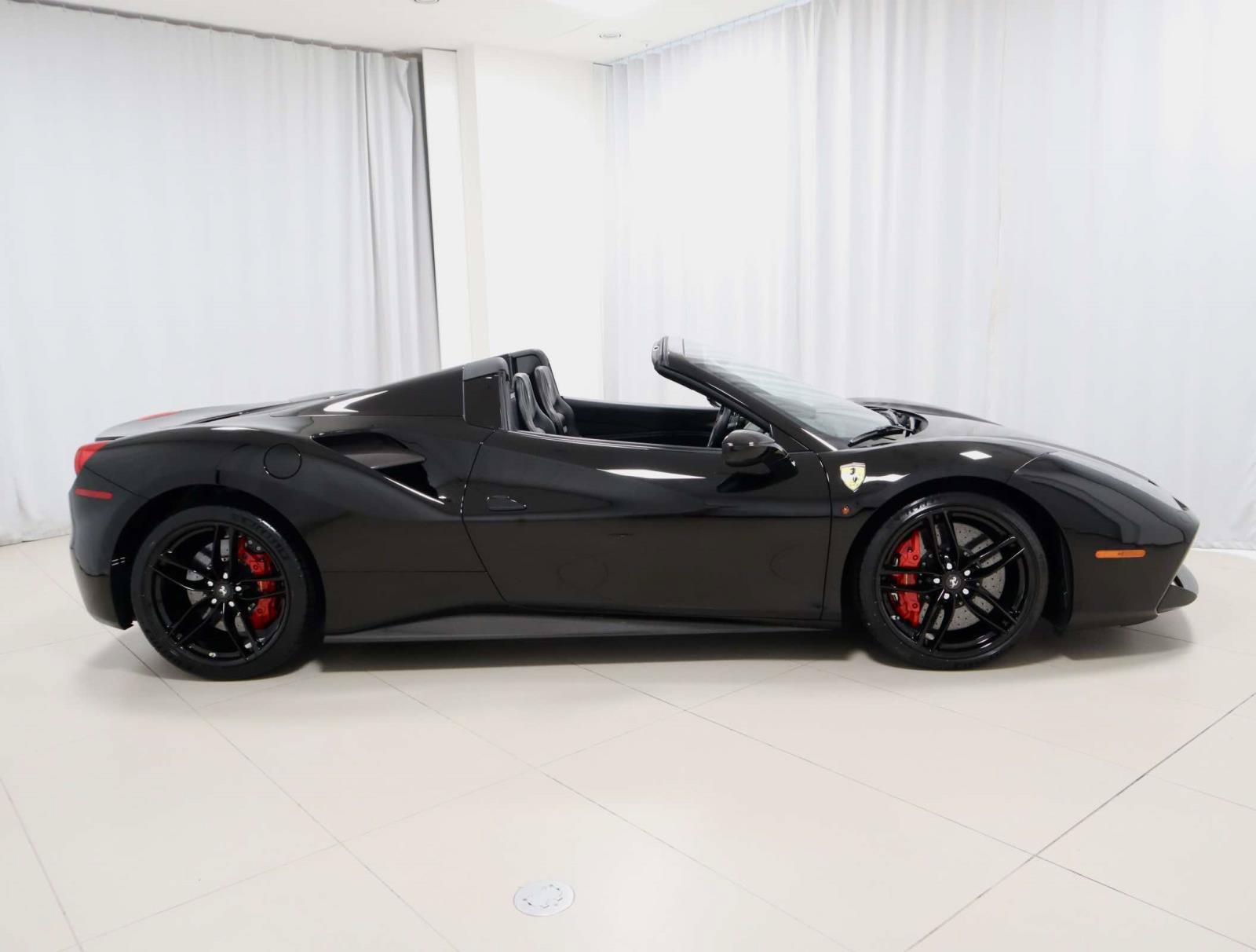 Certified 2018 Ferrari 488 Spider RWD image 6