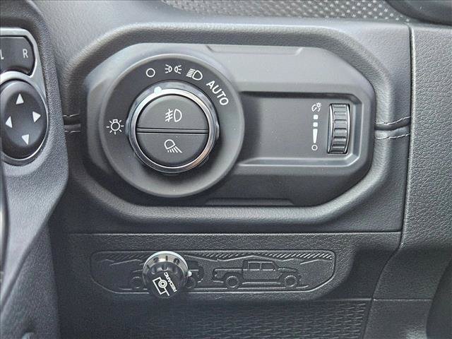Certified 2026 Jeep Gladiator Rubicon w/ Steel Power Dome Hood Package AWD/4WD image 30