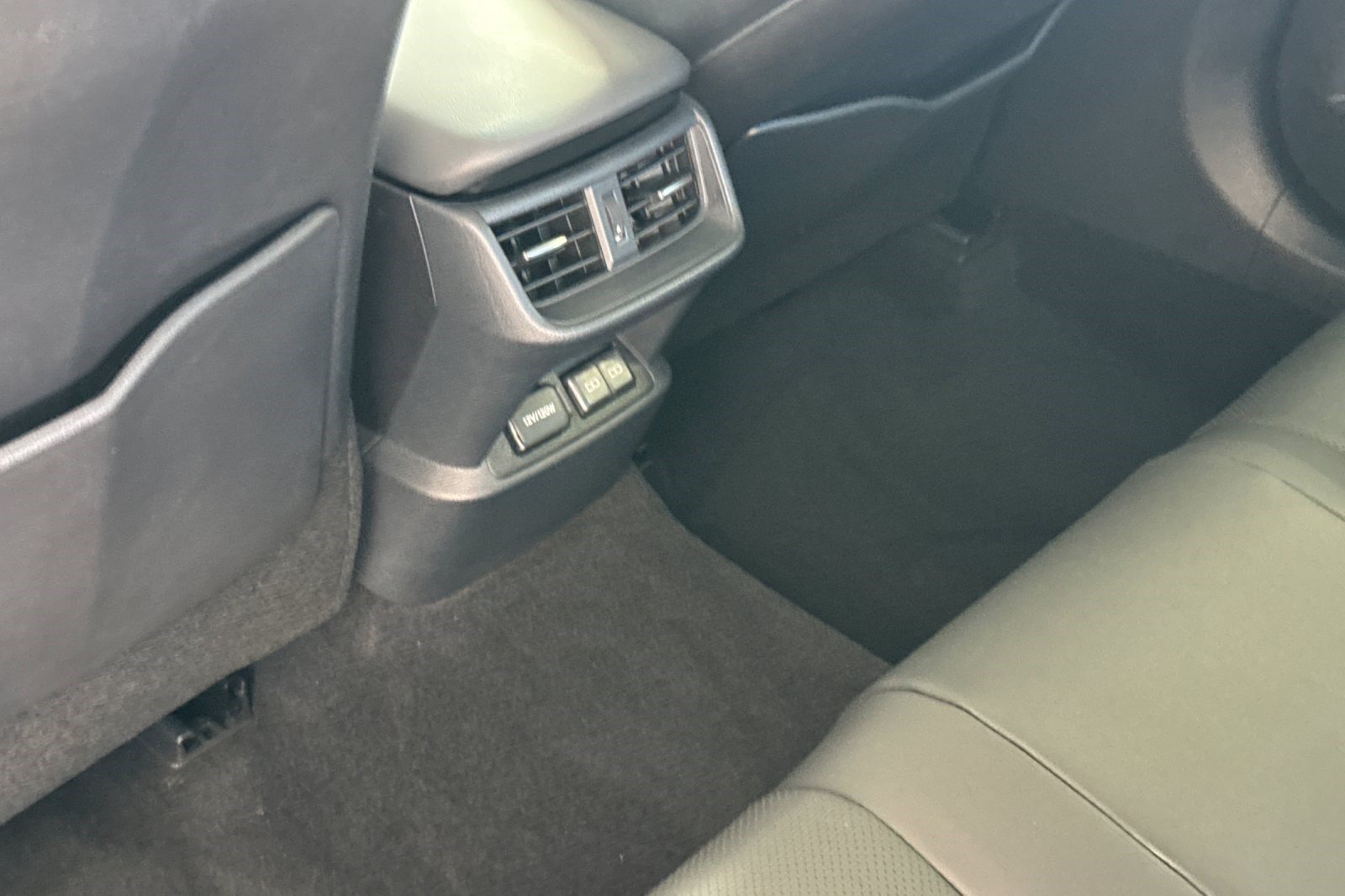 Certified 2025 Lexus ES 300h w/ Premium Package FWD image 16