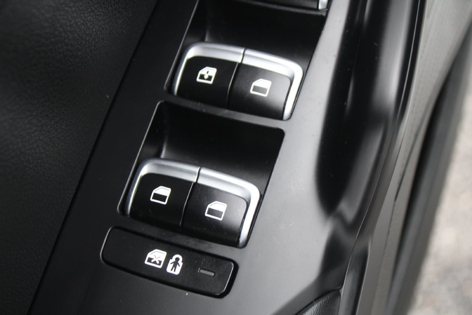 Certified 2025 Kia K5 LXS FWD image 19
