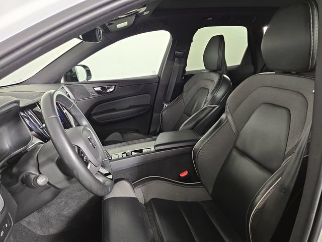 Used 2022 Volvo XC60 T8 R-Design w/ Advanced Package AWD/4WD image 14