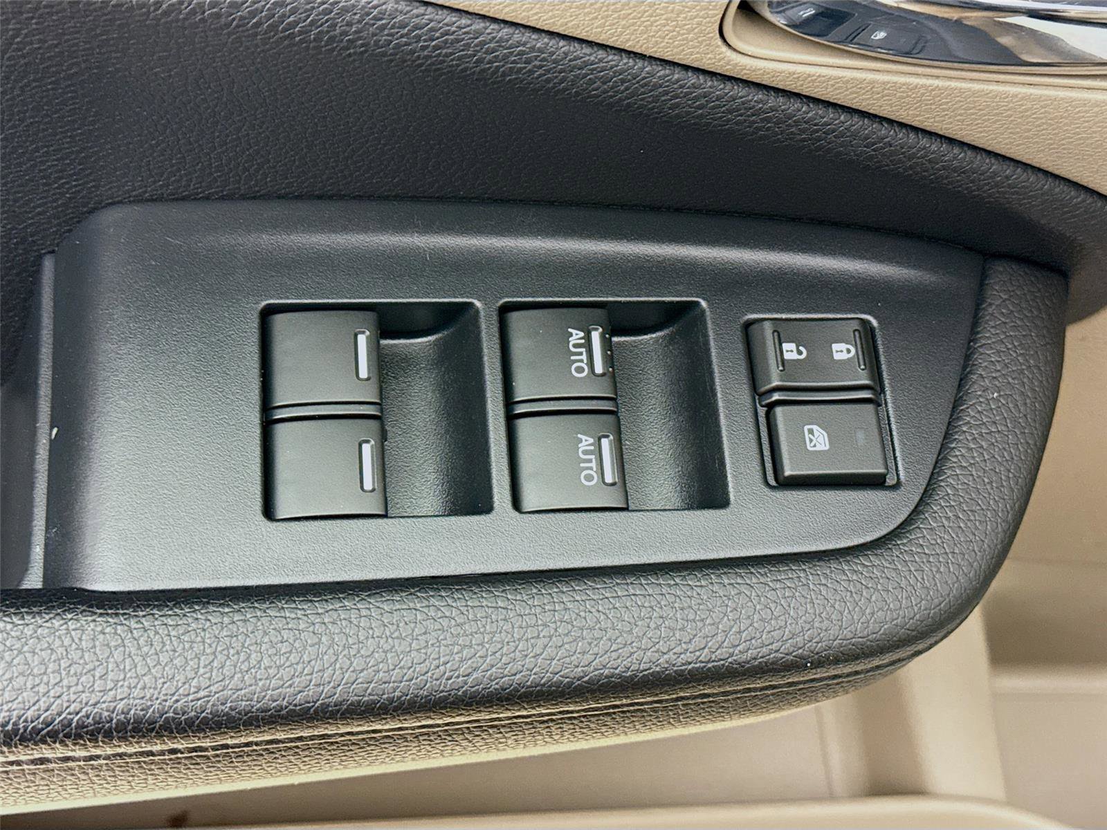 Used 2022 Honda Pilot Touring image 22