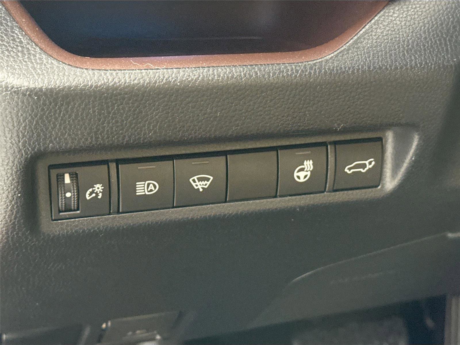 Used 2019 Toyota RAV4 Limited w/ Cold Weather Package image 16