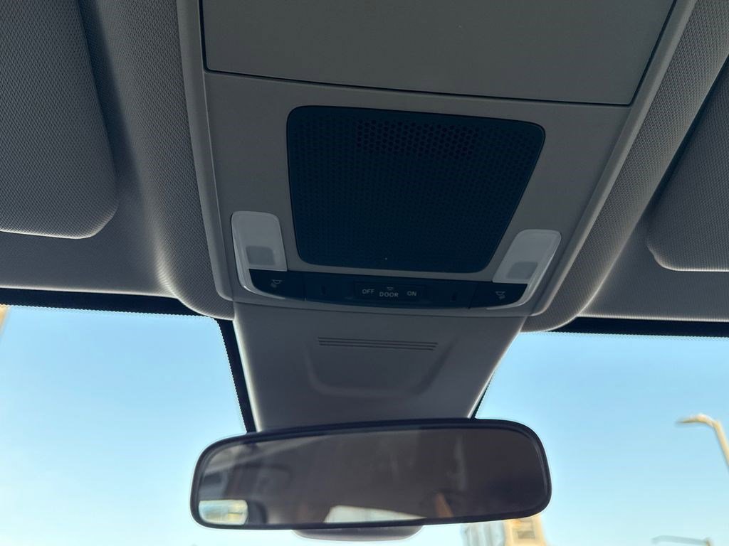 Certified 2025 Honda CR-V LX image 31