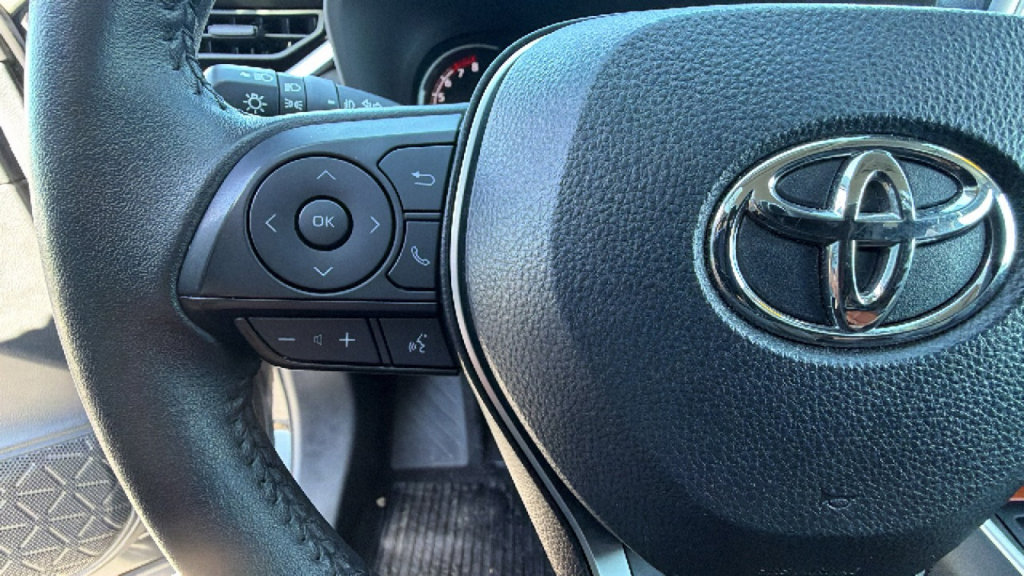 Used 2024 Toyota RAV4 Adventure image 19