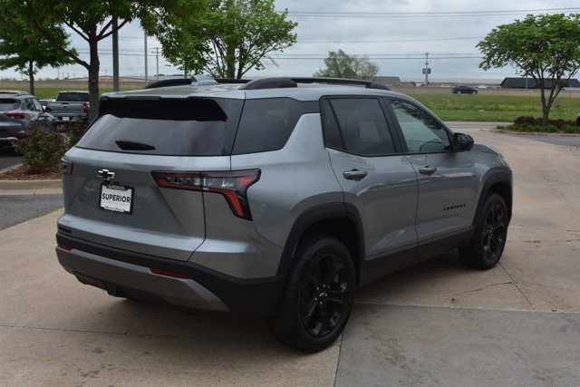 New 2026 Chevrolet Equinox LT w/ Midnight Edition image 5