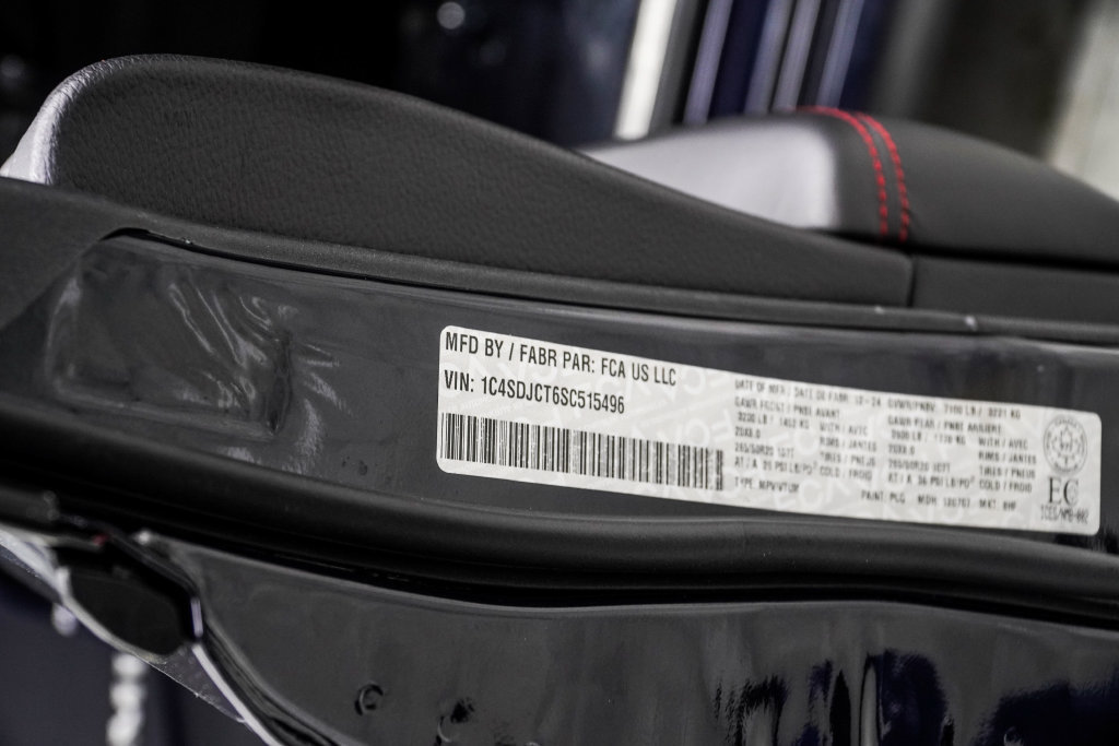 Used 2025 Dodge Durango R/T AWD/4WD image 45