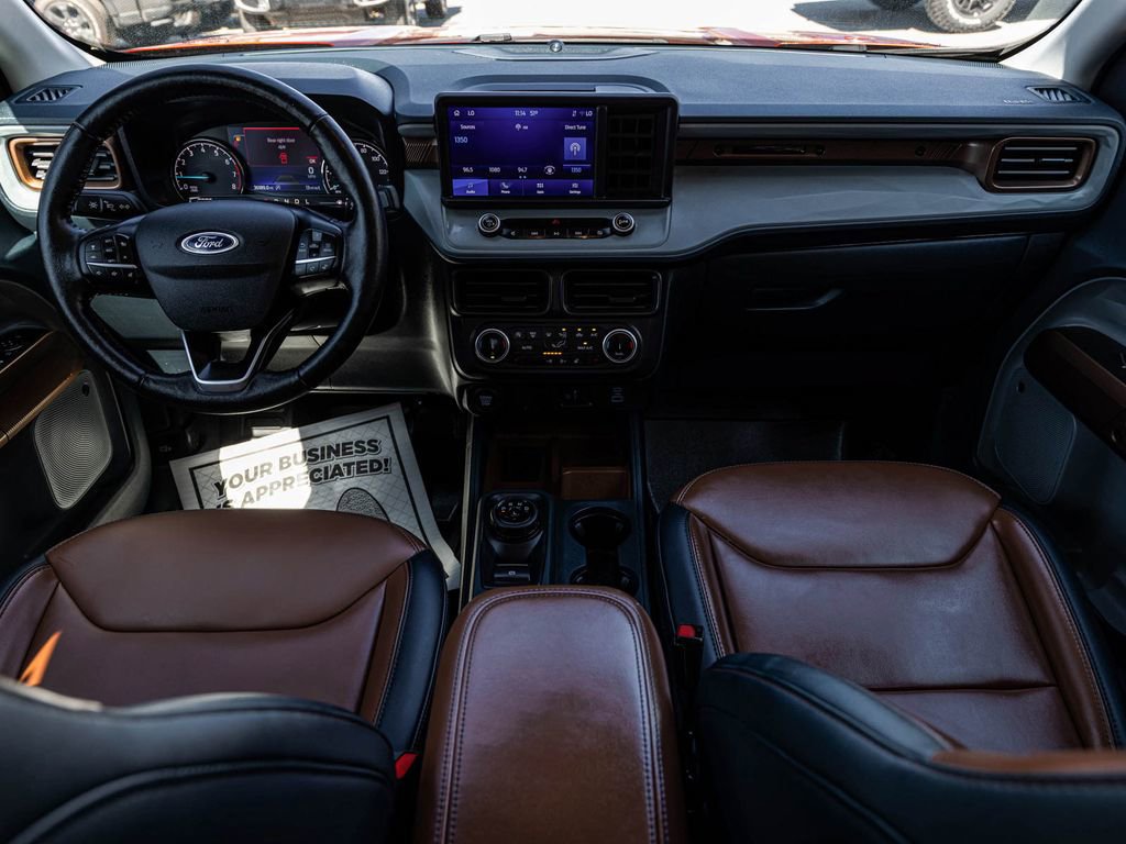 Used 2022 Ford Maverick Lariat w/ Lariat Luxury Package image 32