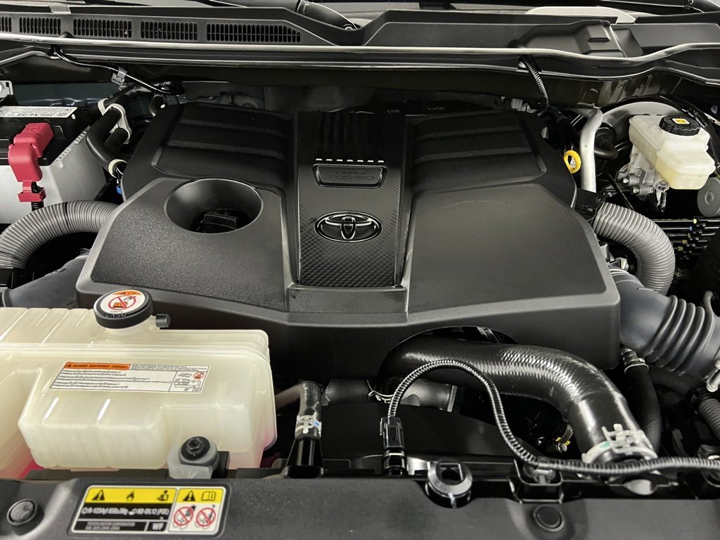 Used 2022 Toyota Tundra Platinum image 34