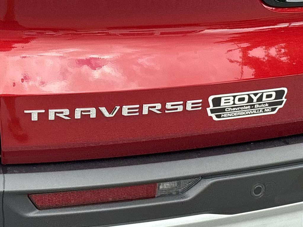New 2025 Chevrolet Traverse LT image 32
