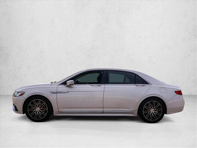 Used 2017 Lincoln Continental Select w/ Climate Package AWD/4WD image 8