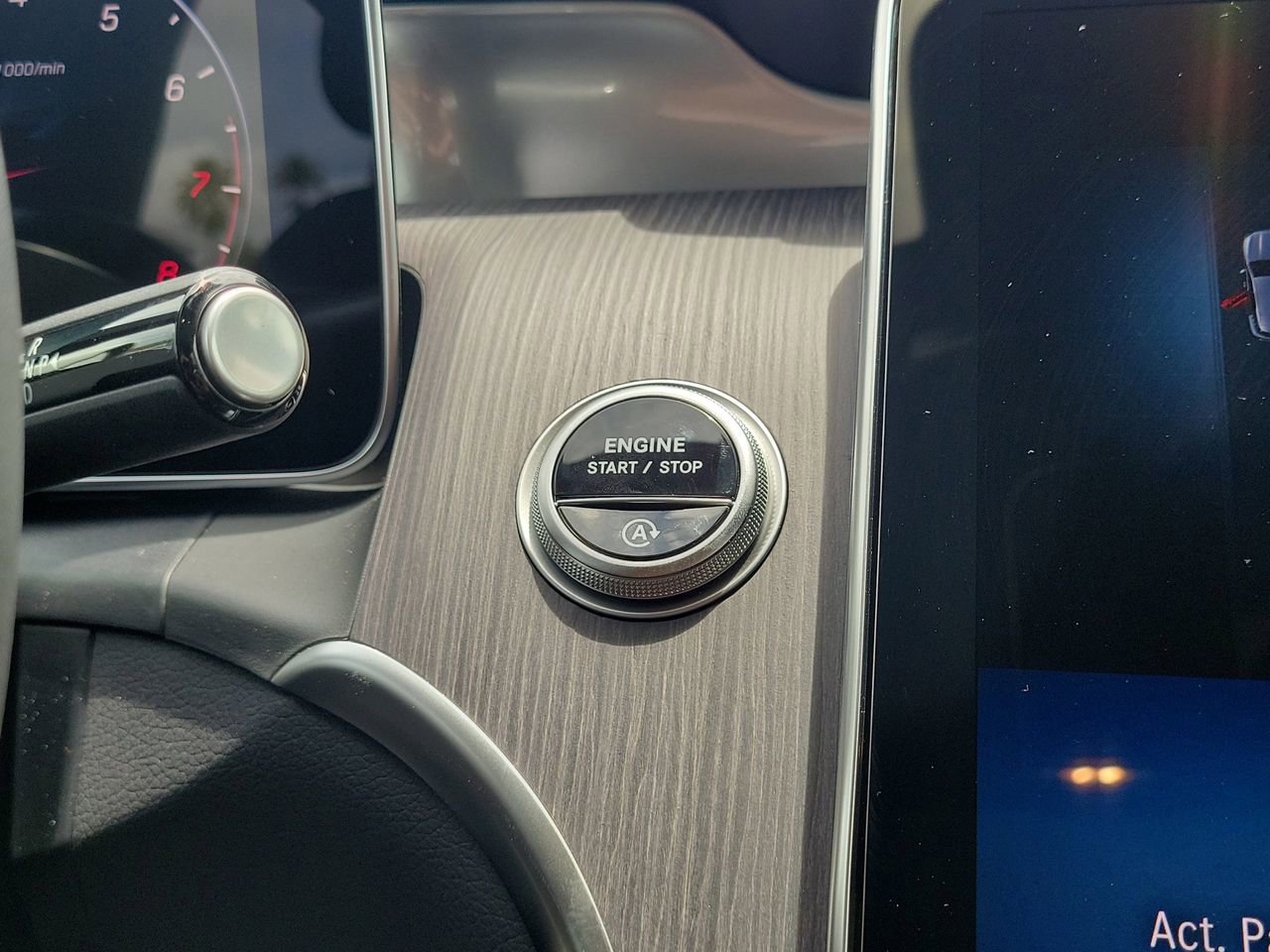 New 2026 Mercedes-Benz GLC 300 image 19