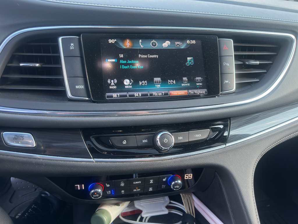 Used 2019 Buick Enclave Premium w/ Experience Buick Package FWD image 12