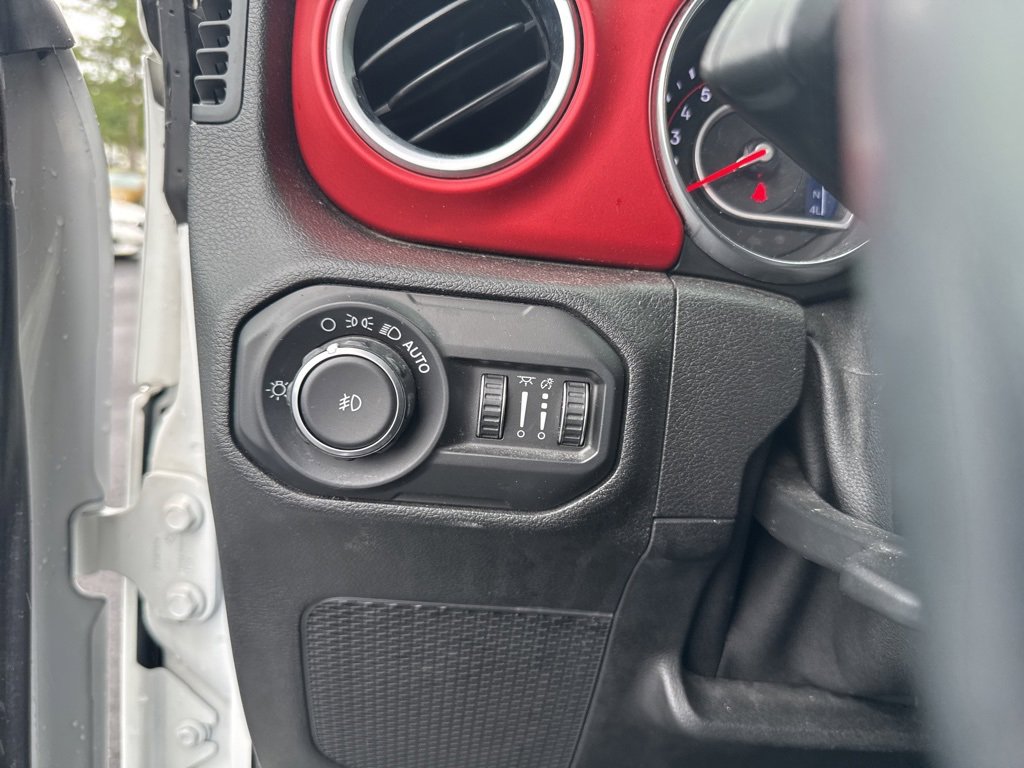 Used 2020 Jeep Wrangler Unlimited Rubicon image 34