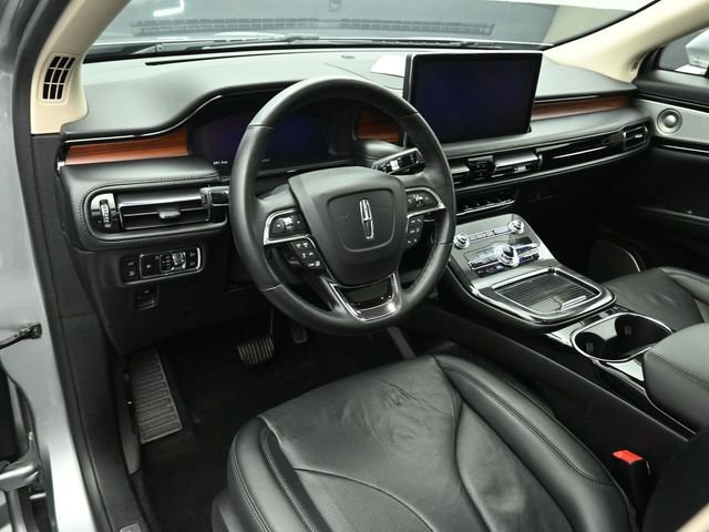 Certified 2023 Lincoln Nautilus Reserve w/ Equipment Group 202A image 9