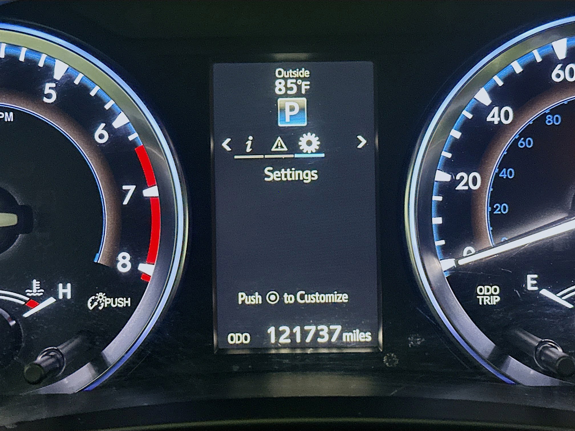 Used 2016 Toyota Highlander XLE image 18