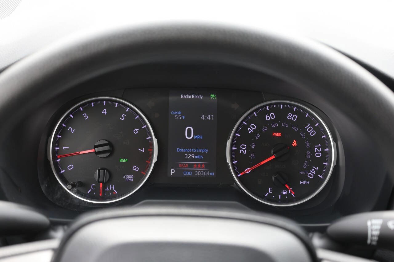 Used 2019 Toyota RAV4 LE AWD/4WD image 19