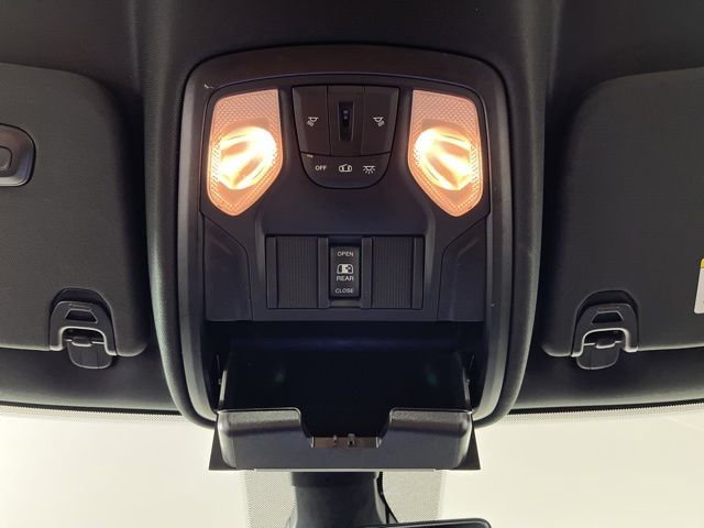 Used 2022 RAM 1500 Big Horn AWD/4WD image 38