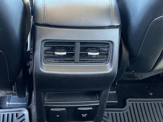 Used 2018 Ford Edge SEL w/ Equipment Group 201A AWD/4WD image 18
