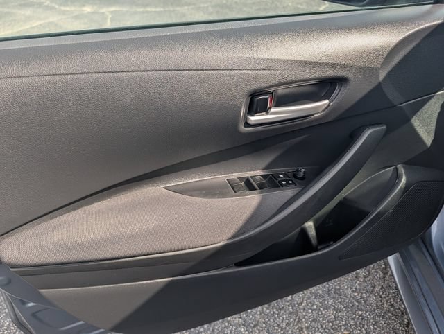 Used 2021 Toyota Corolla LE FWD image 10