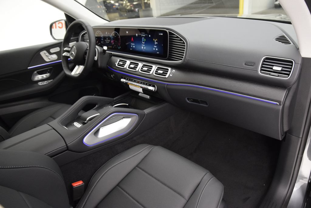 New 2026 Mercedes-Benz GLS 450 4MATIC image 15