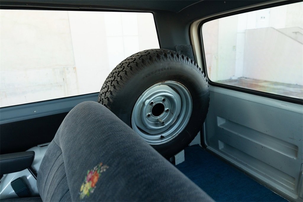 Used 1988 Dodge Ramcharger 4WD image 35