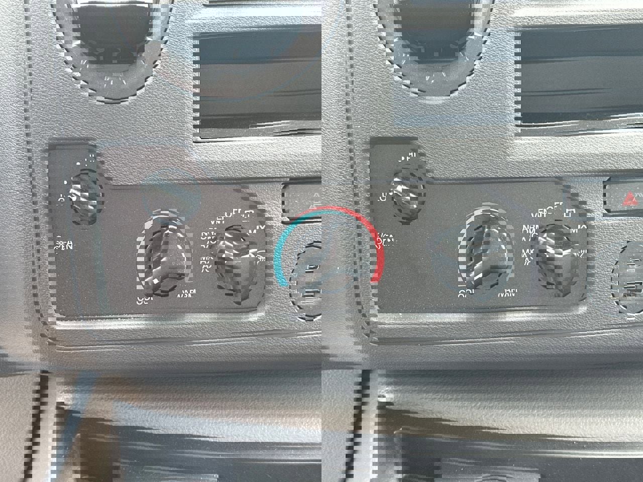 New 2025 Ford E-350 and Econoline 350 Super Duty w/ Power Equipment Group image 26