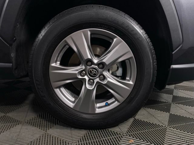 Used 2023 Toyota RAV4 XLE FWD image 11