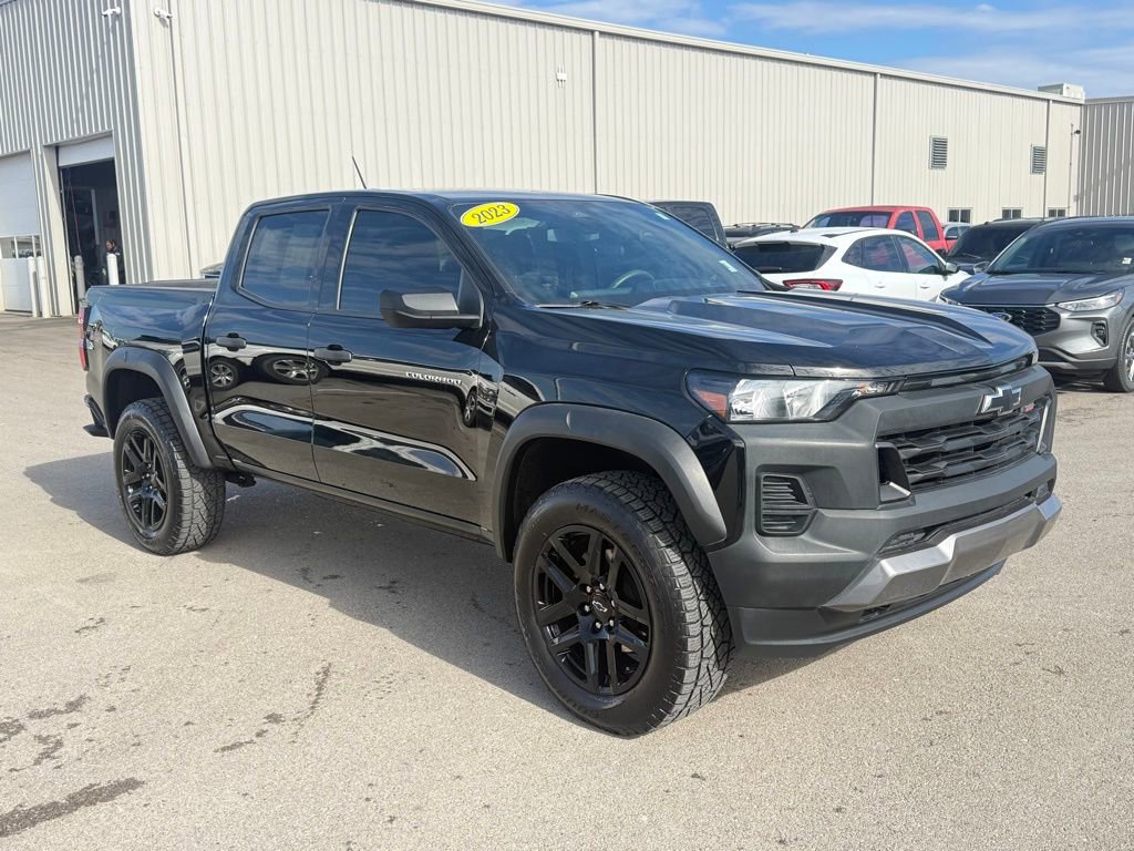 Used 2023 Chevrolet Colorado Trail Boss image 2