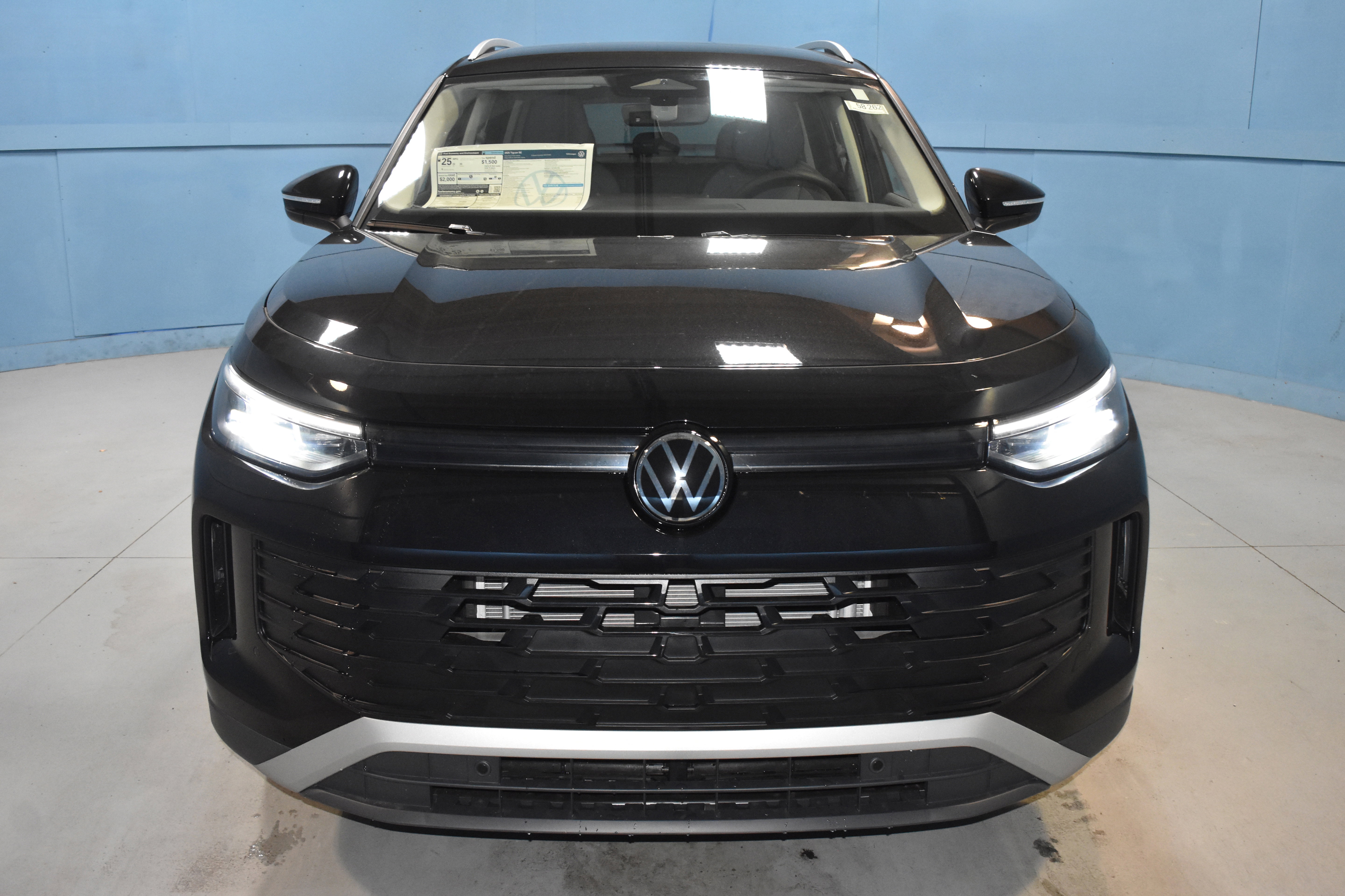 New 2026 Volkswagen Tiguan SE image 19