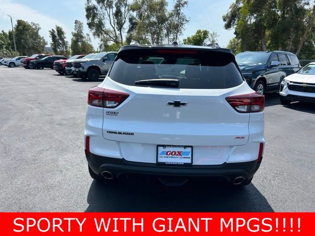 Used 2023 Chevrolet TrailBlazer RS w/ Sun and Liftgate Package image 5