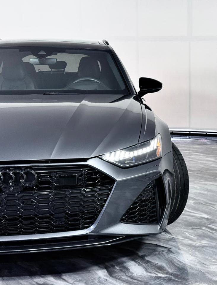 Used 2022 Audi RS 6 w/ Executive Package image 6