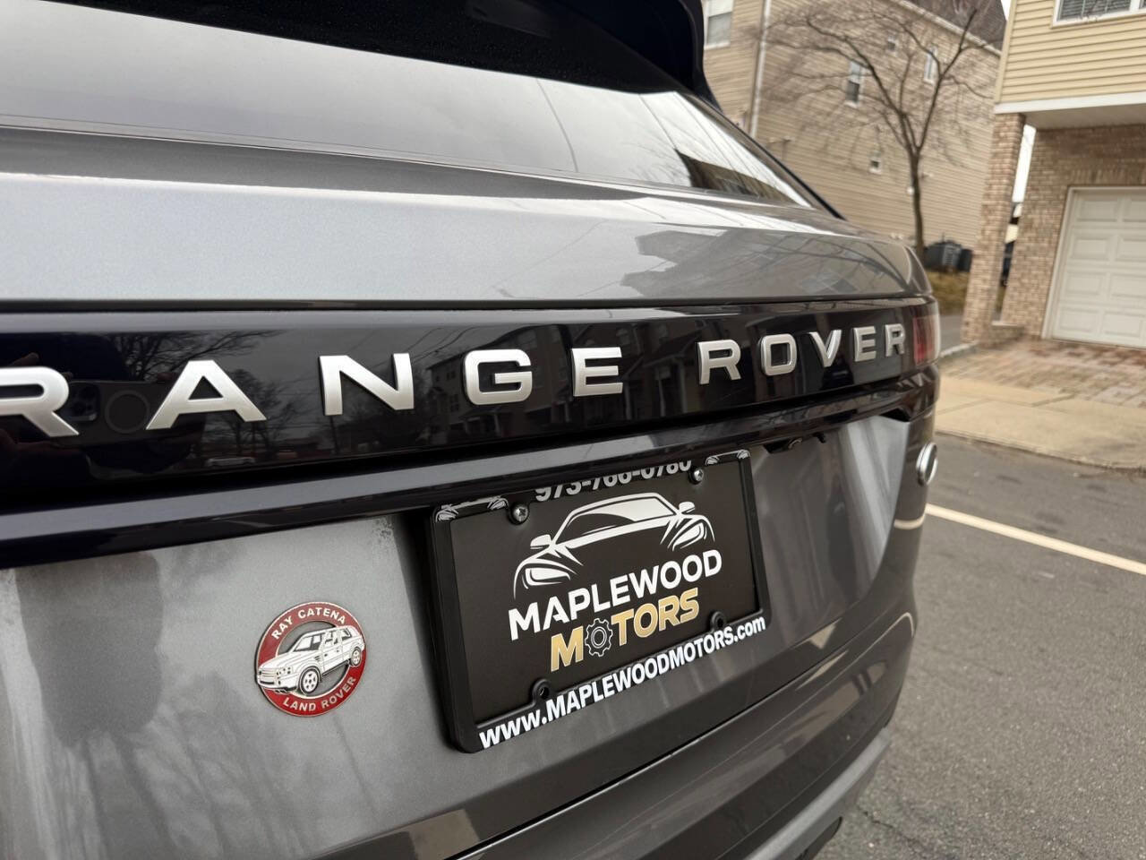 Used 2018 Land Rover Range Rover Velar S AWD/4WD image 29