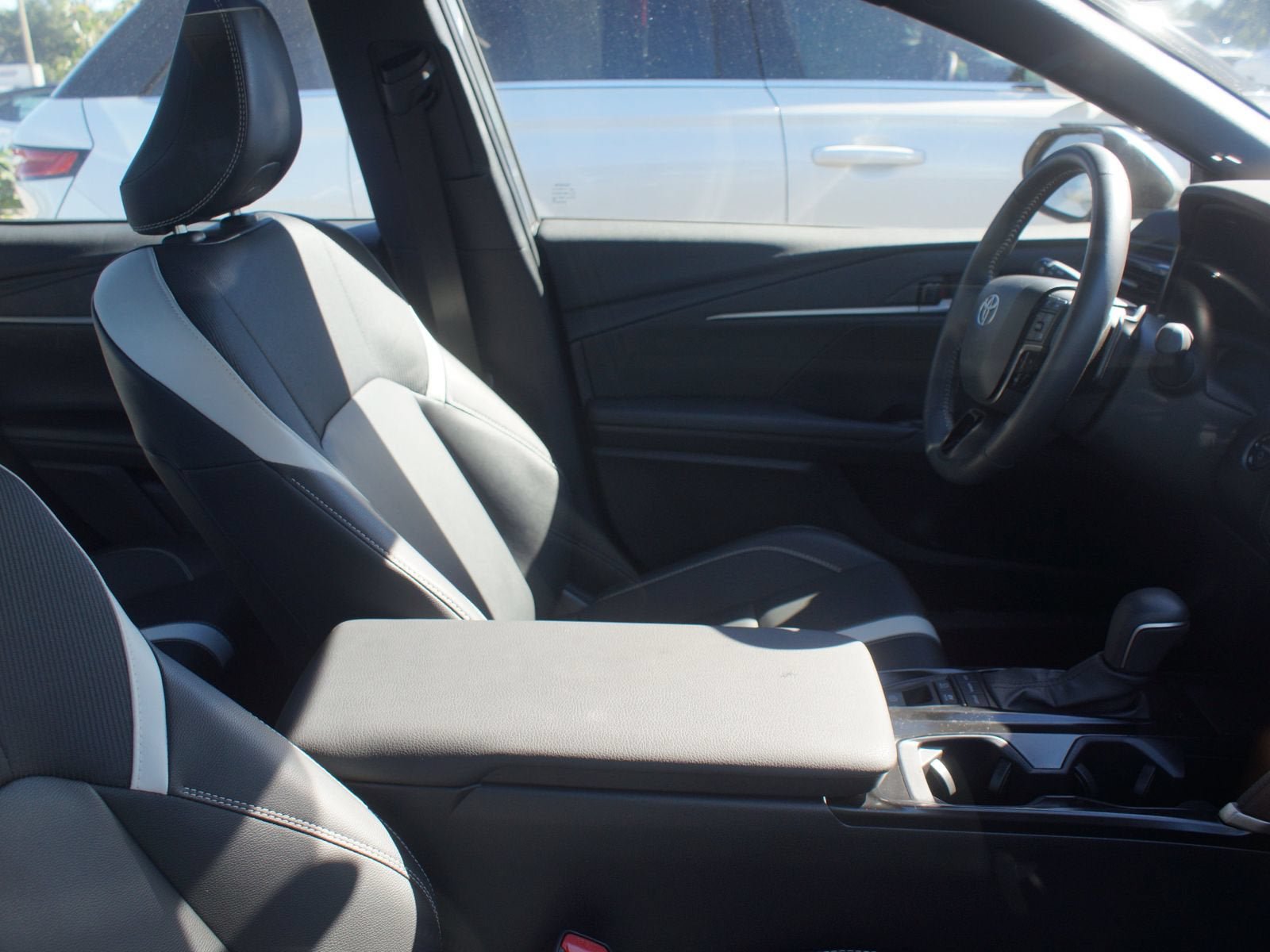 Used 2026 Toyota Camry SE FWD image 2
