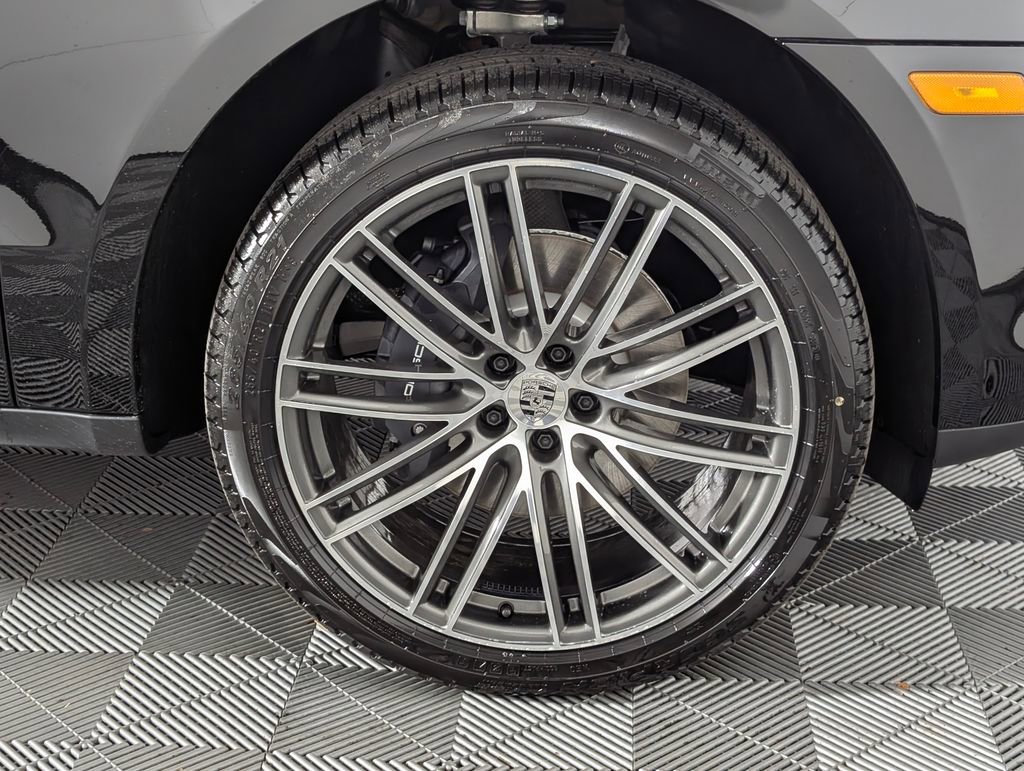 New 2026 Porsche Macan image 14