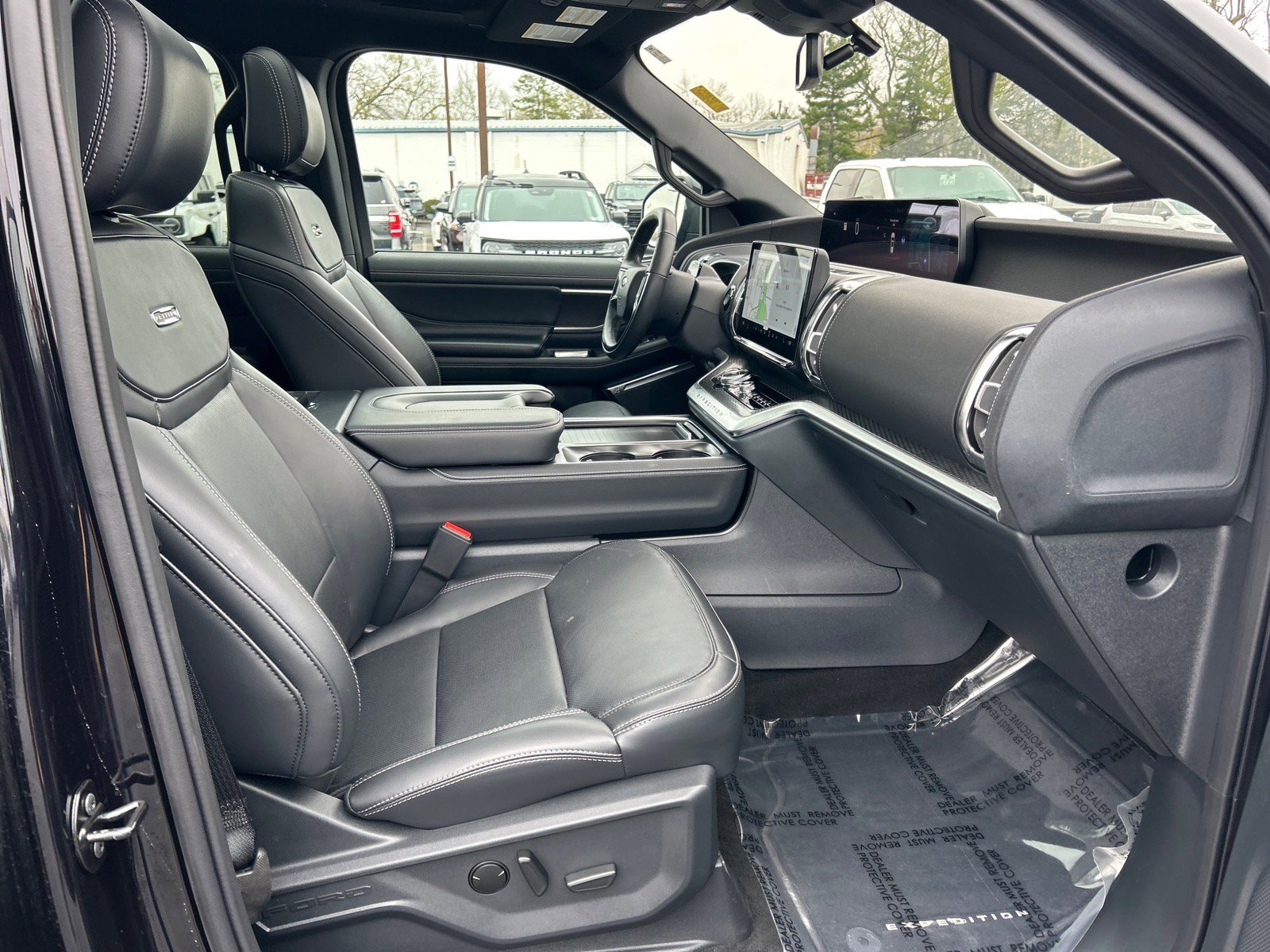 Certified 2025 Ford Expedition Max Platinum w/ Stealth Performance Package image 22